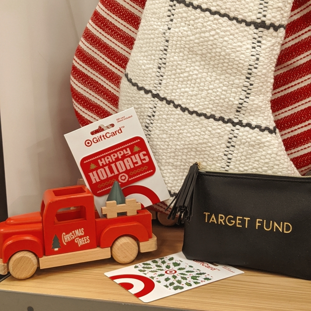 Target Fund Zippered Pouch